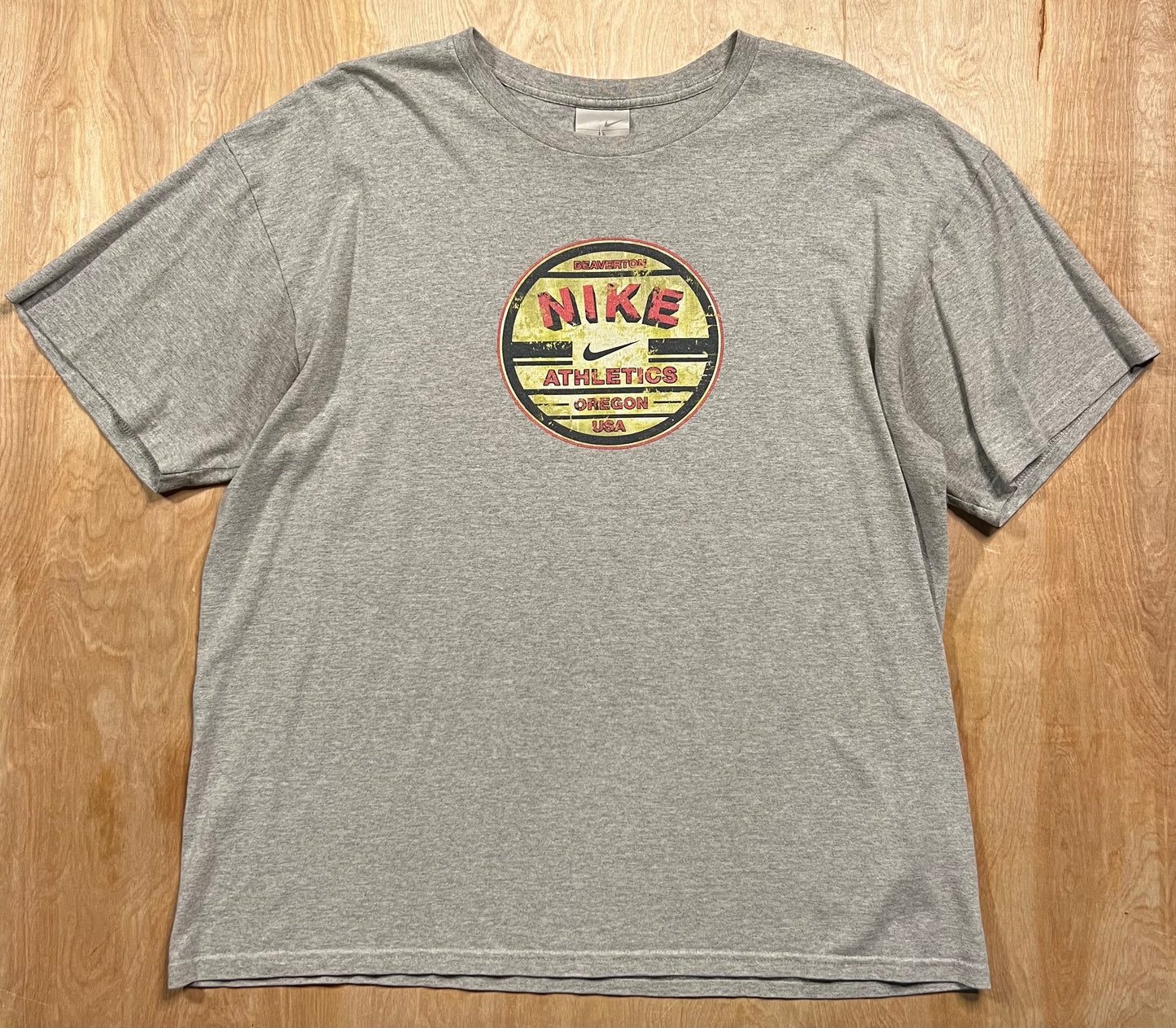 Early 2000's Nike Athletics Oregon, USA T-Shirt