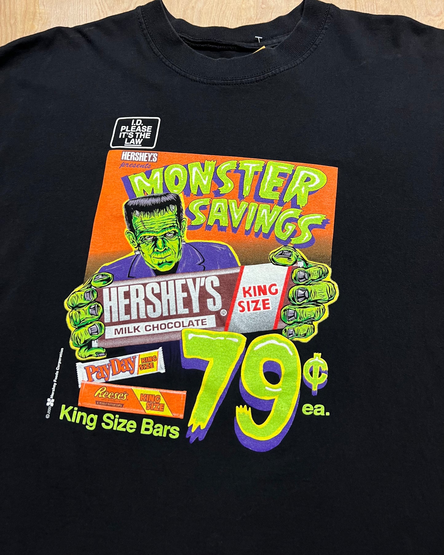 2000 Hershey's King Size Monster Savings Halloween T-Shirt