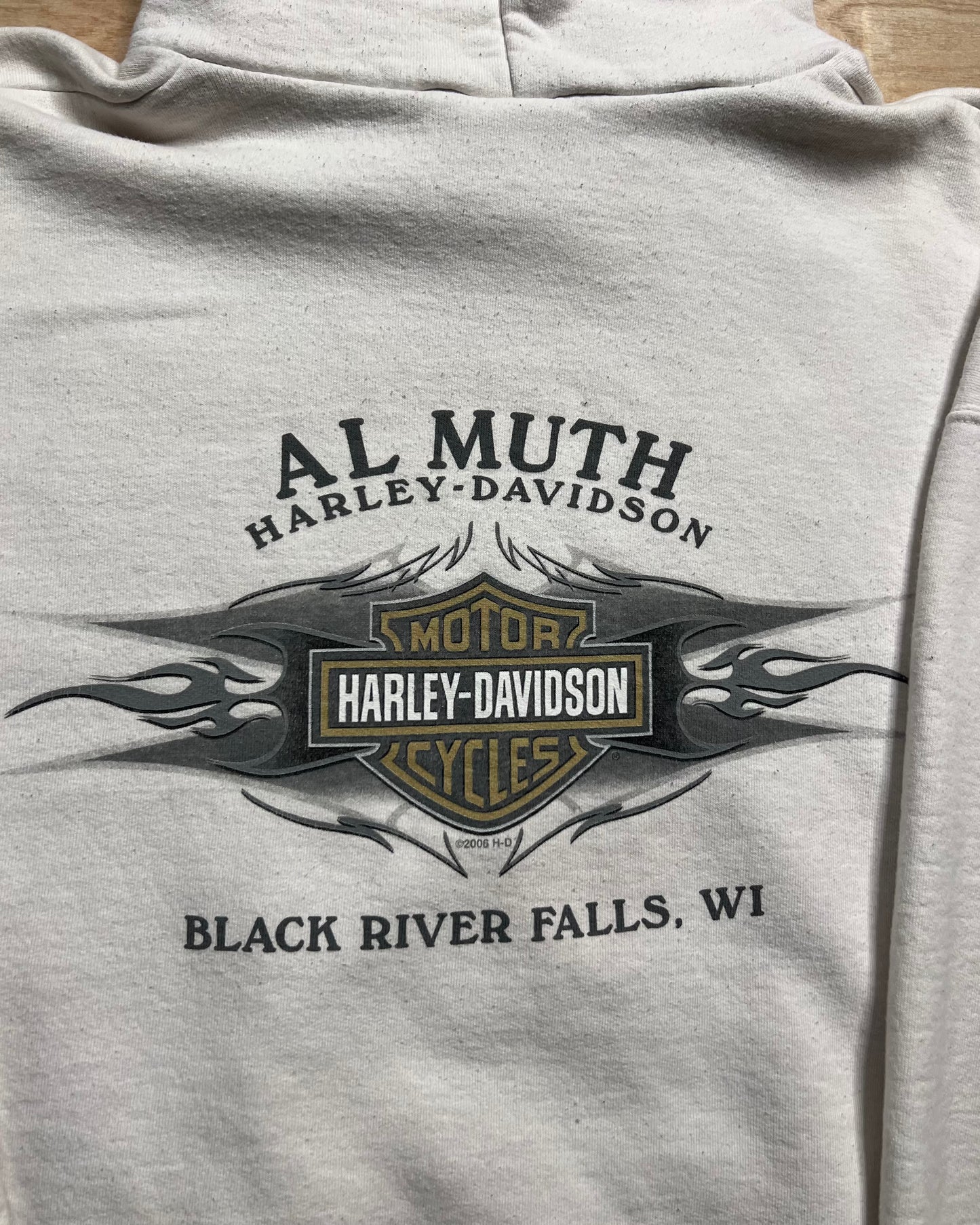 2000's Harley Davidson Stained Black River Falls, Wisconsin Hoodie