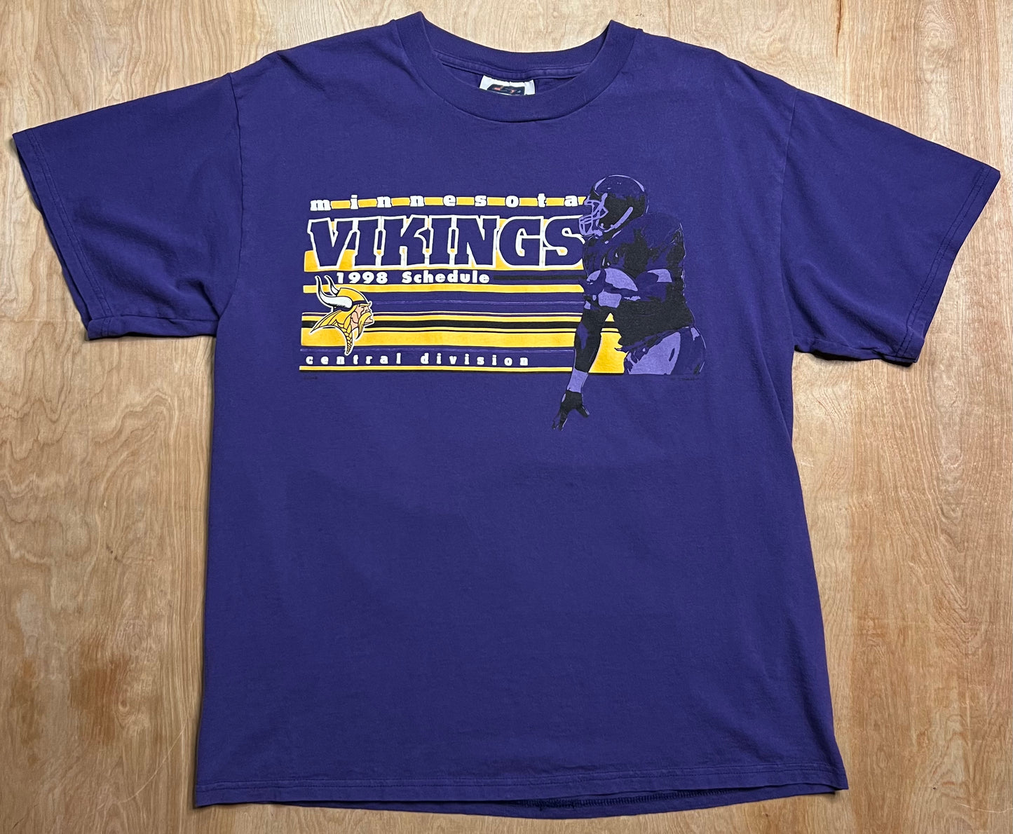 1998 Minnesota Vikings Schedule T-Shirt