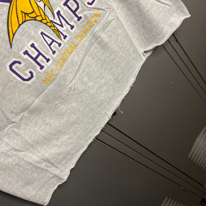 Vintage 1998 Minnesota Vikings NFL x NFC Central Division Champions Fruit of the Loom Grey T-Shirt