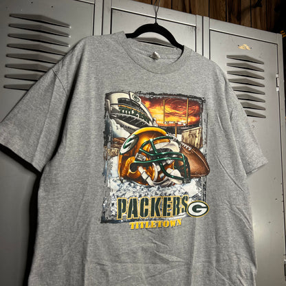 Vintage Early 2000s Y2K Green Bay Packers Frozen Tundra x Titletown Grey T-Shirt
