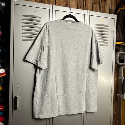 Vintage Early 2000s Y2K Green Bay Packers Frozen Tundra x Titletown Grey T-Shirt