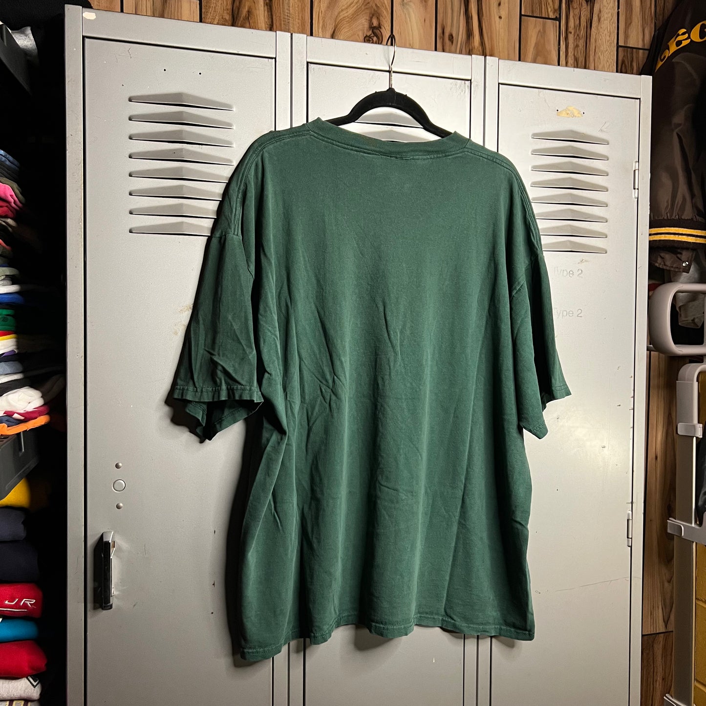 Vintage 1990s Faded x Distressed Green Bay Packers Helmet Lee Sport T-Shirt