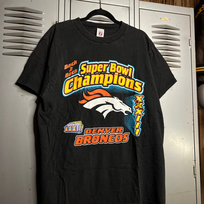 Vintage 1990s Back to Back Super Bowl Champions Denver Broncos Logo 7 T-Shirt
