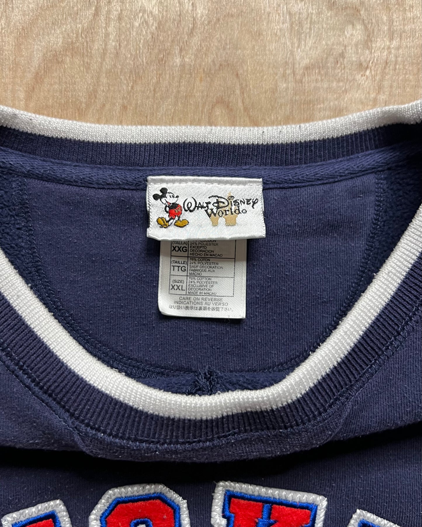 Early 2000's Mickey Mouse Crewneck