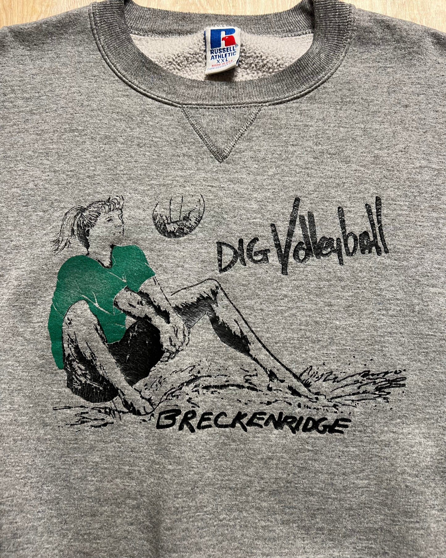 1990's Dig Volleyball Breckenridge, Colorado Russell Crewneck