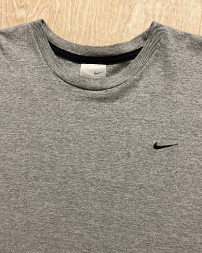 2000's Nike Mini Swoosh T-Shirt