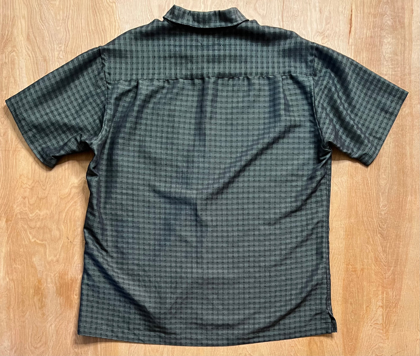 Early 2000's Van Heusen Short Sleeve Button Up