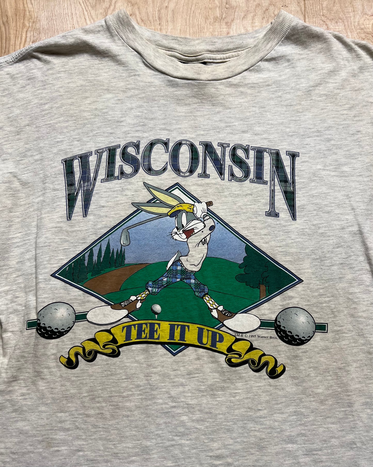 1995 Wisconsin Bugs Bunny Golf "Tee It Up" Single Stitch T-Shirt