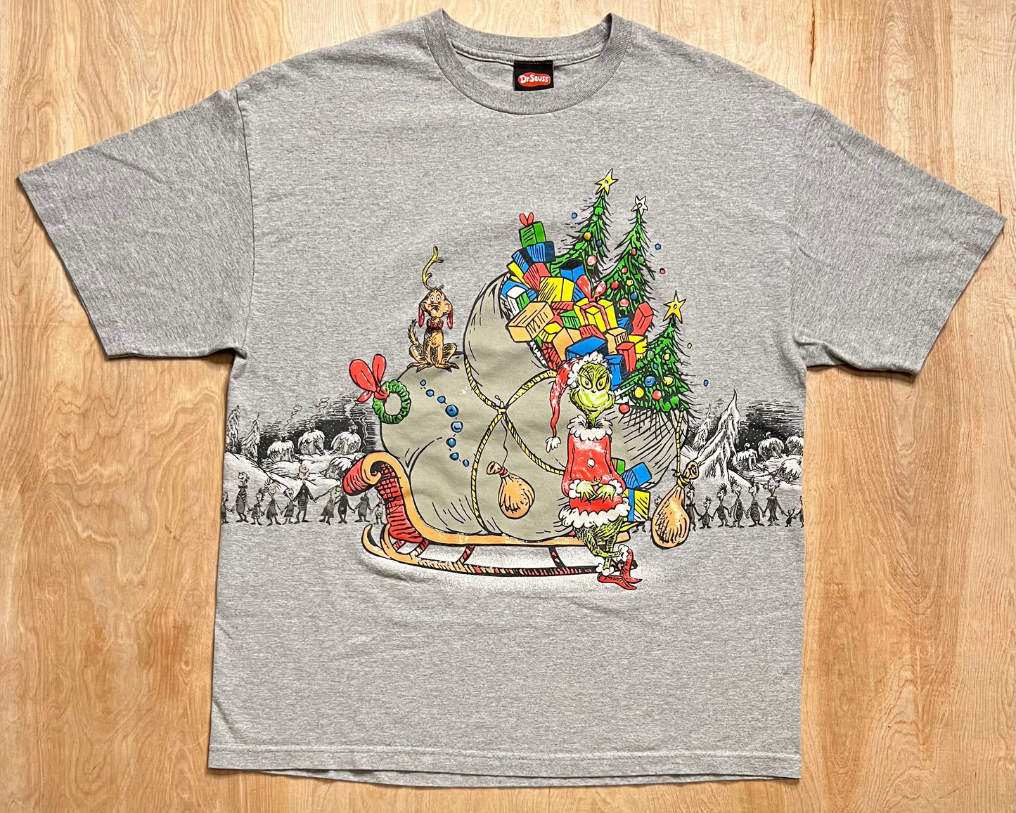 2001 "How the Grinch Stole Christmas" Dr Seuss AOP T-Shirt