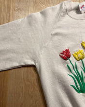 Load image into Gallery viewer, Vintage Minnesota Flowers Crewneck
