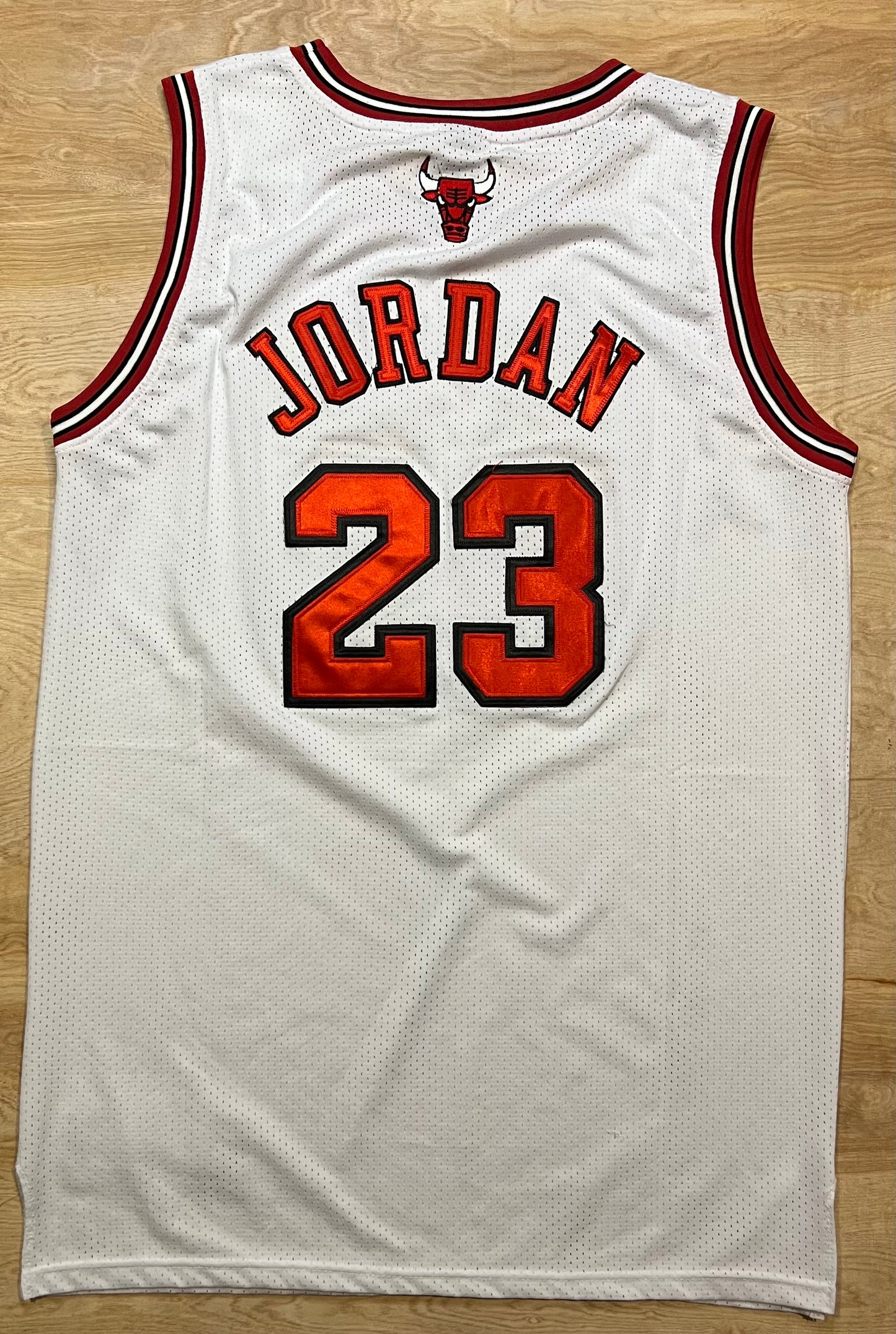 Vintage Chicago Bulls Michael Jordan NBA Finals Edition Nike Team Jersey