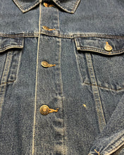 Load image into Gallery viewer, Classic Wrangler Hero Denim Jacket
