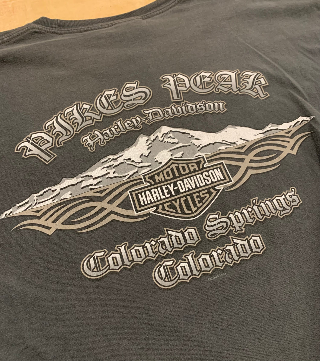 Harley Davidson 2004 Colorado Springs Pikes Peak T-Shirt