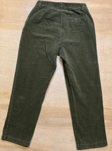 Load image into Gallery viewer, Vintage LL Bean Corduroy Pant
