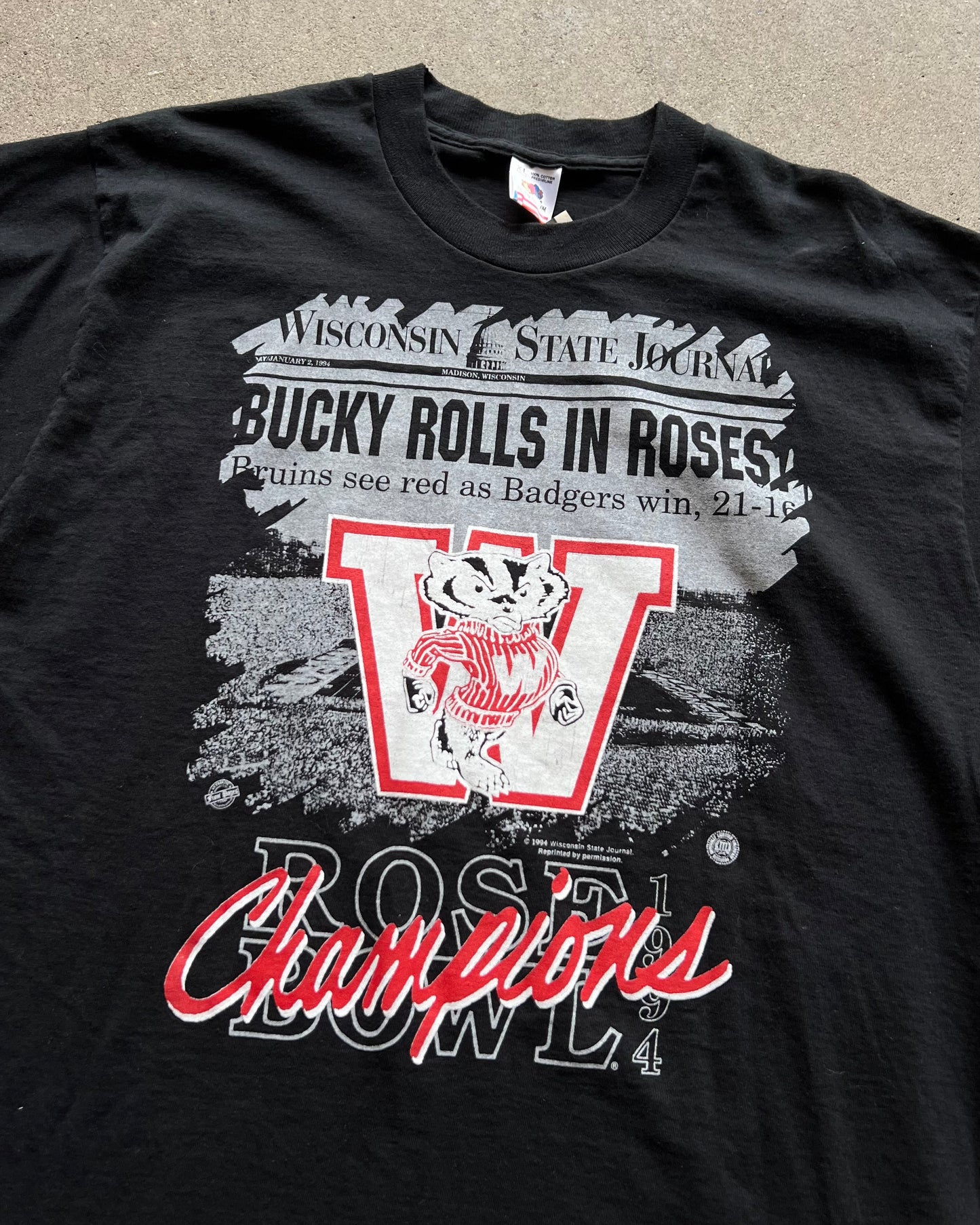 1994 "Bucky Rolls In Roses" Rose Bowl Champions Single Stitch T-Shirt