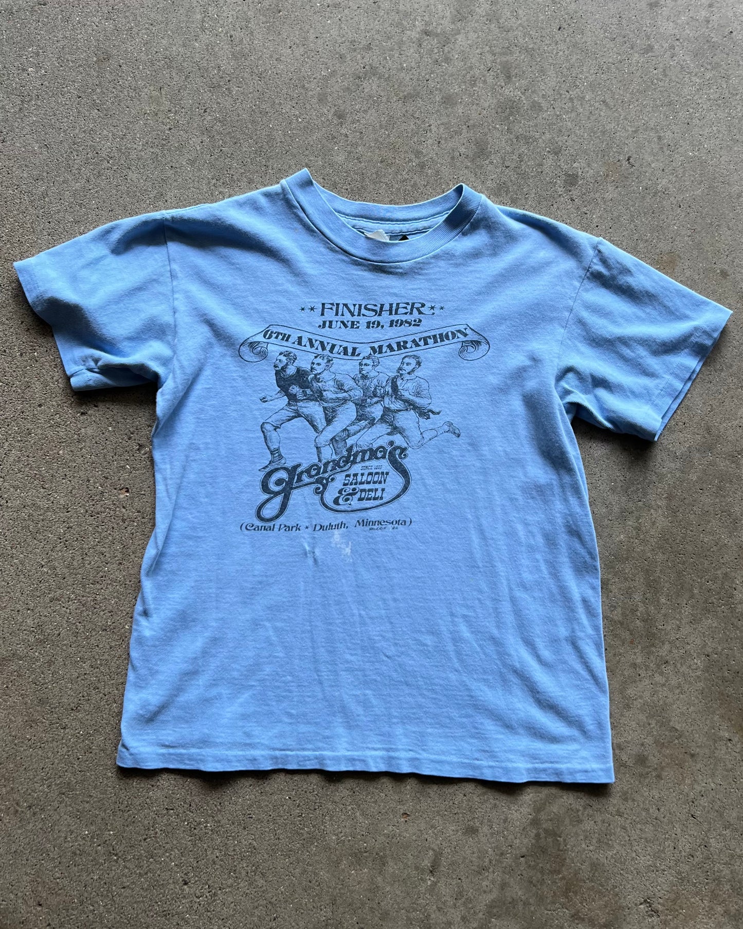 1982 6th Annual Grandmas Marathon Finisher Single Stitch T-Shirt