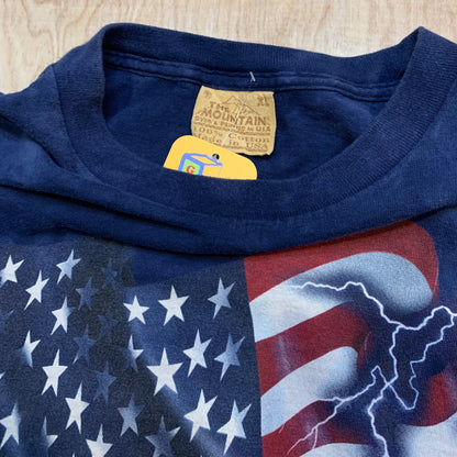 Vintage The Mountains Eagle and Flag T-Shirt