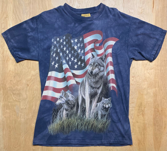 2001 "The Mountains" Wolves and American Flag Single Stitch T-Shirt