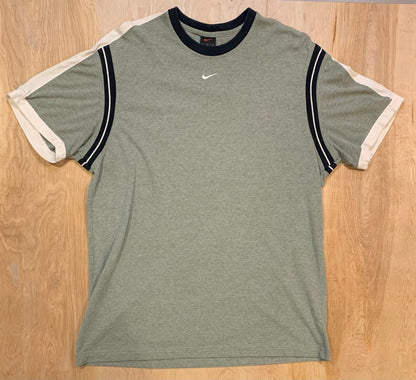 Vintage 2000's Heavy Stitched Nike Grey T-shirt