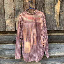 Load image into Gallery viewer, Vintage North Crest Light Button Down Shirt
