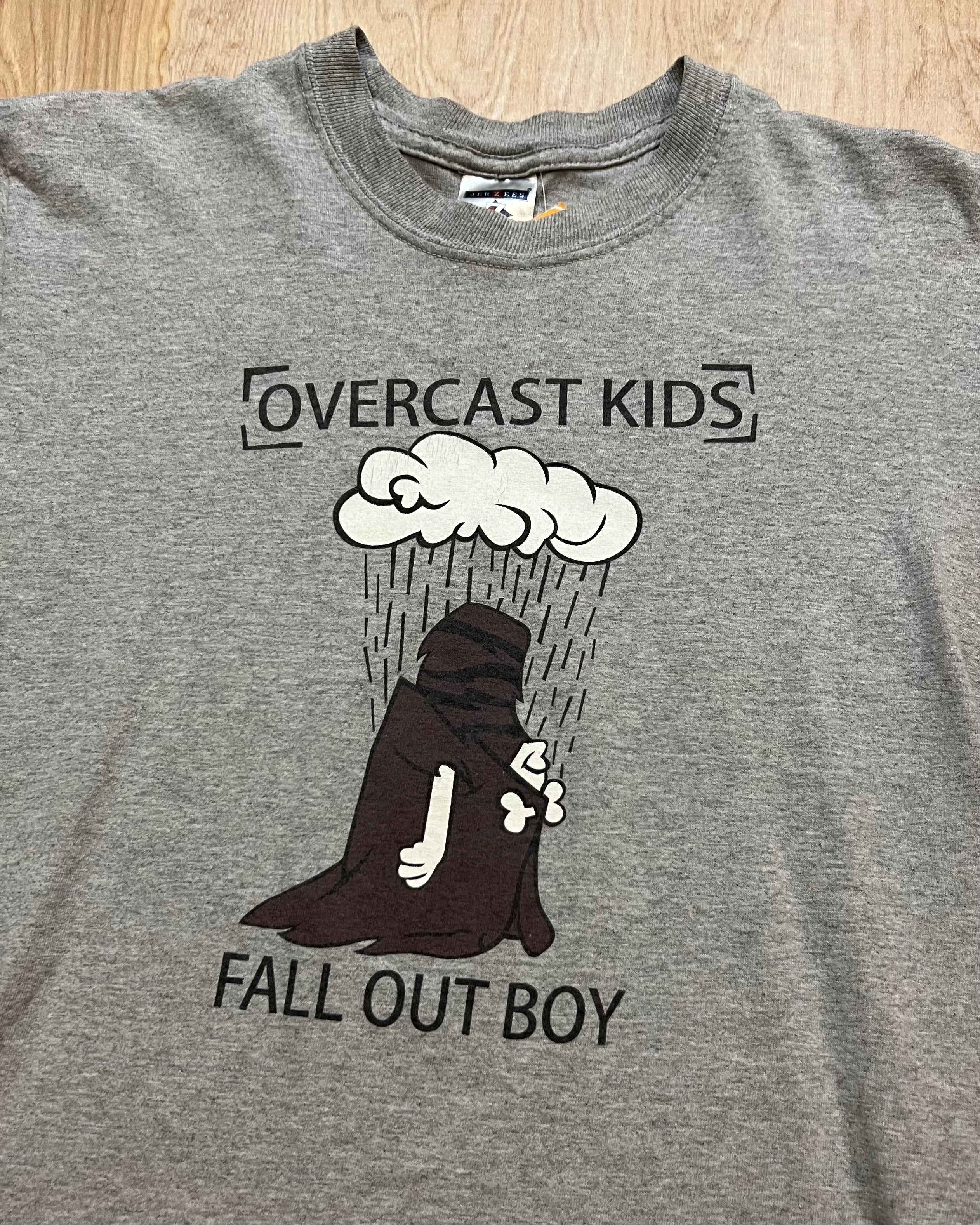 Y2K Fall Out Boy Overcast Kids Tour T-Shirt – GSB Thrifting