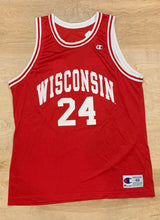 Load image into Gallery viewer, Classic Wisconsin Badgers Champion Jersey
