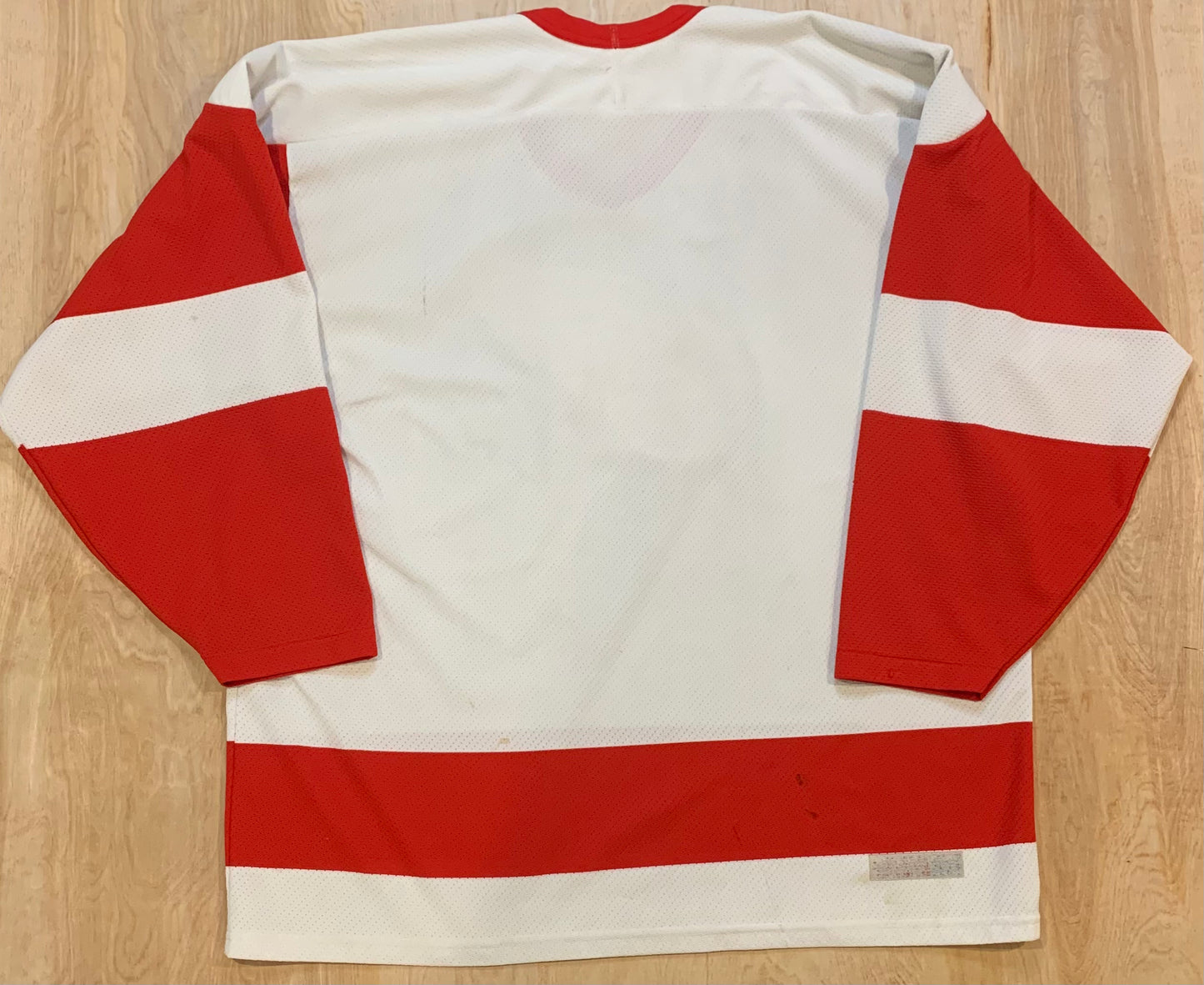 Classic Detroit Red Wings Hockey Jersey
