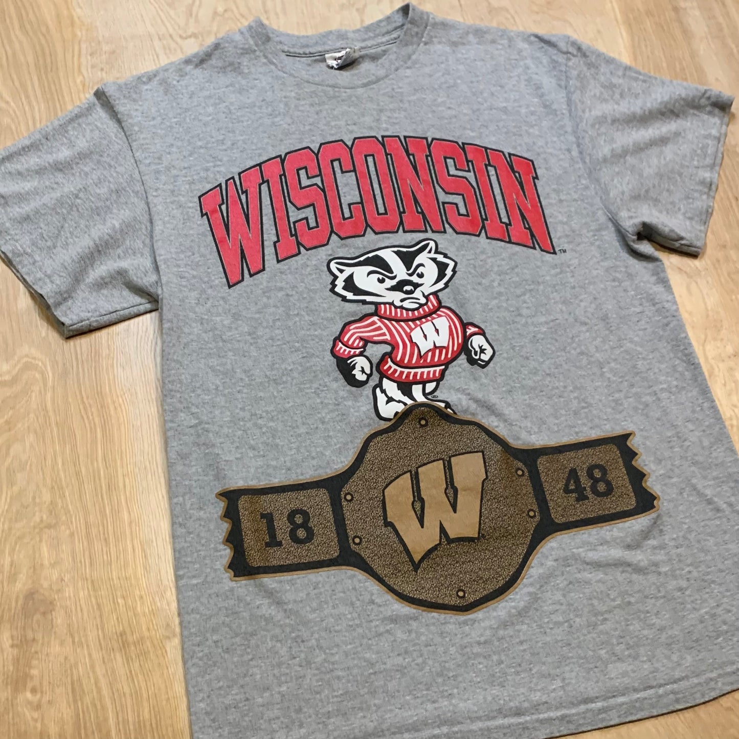 Wisconsin Badgers Belt T-Shirt