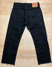 Load image into Gallery viewer, Levi&#39;s - 505 Black Cut Denim Jeans

