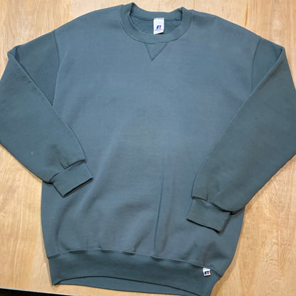 90's Russell Essential Crewneck